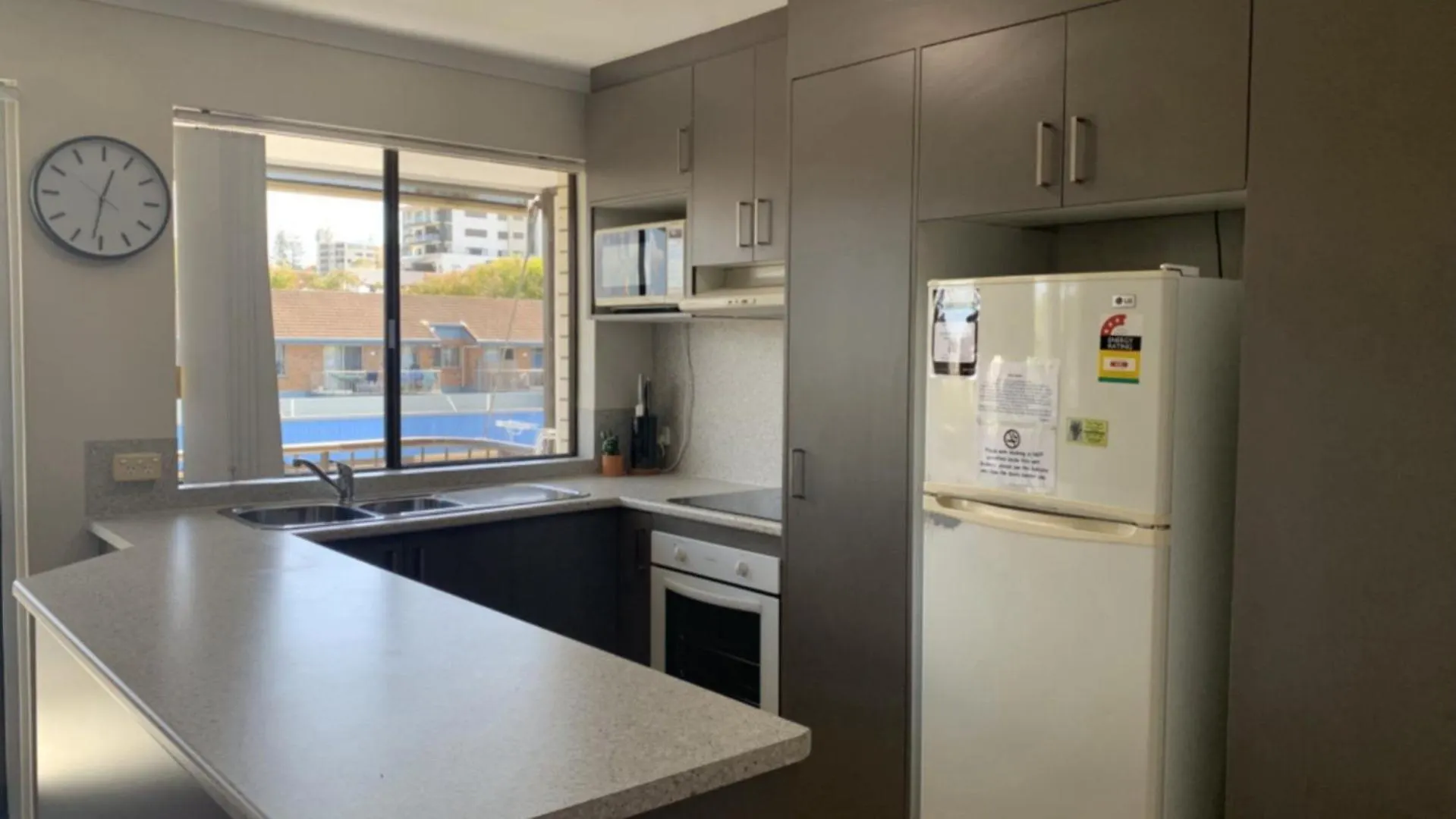 Apartment Beachside Court Unit 9 Caloundra